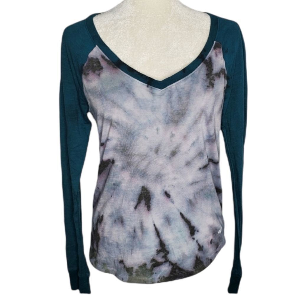 VS PINK t-shirt custom gray‎ tie dye v-neck baseball tee M - Picture 1 of 9
